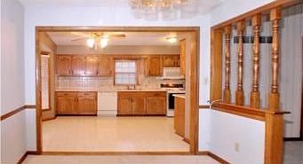 4th image of 506 SE Greenridge Dr