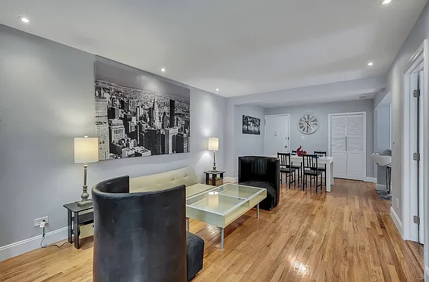 Sold by Agency Real Estate Services LLC | media 6