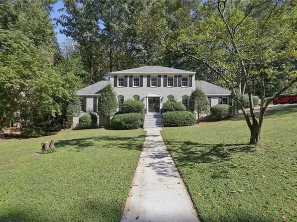 1020 Winding Creek Trl, Atlanta, GA 30328