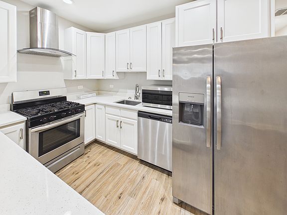 5th image of 4745 S Michigan Ave #G