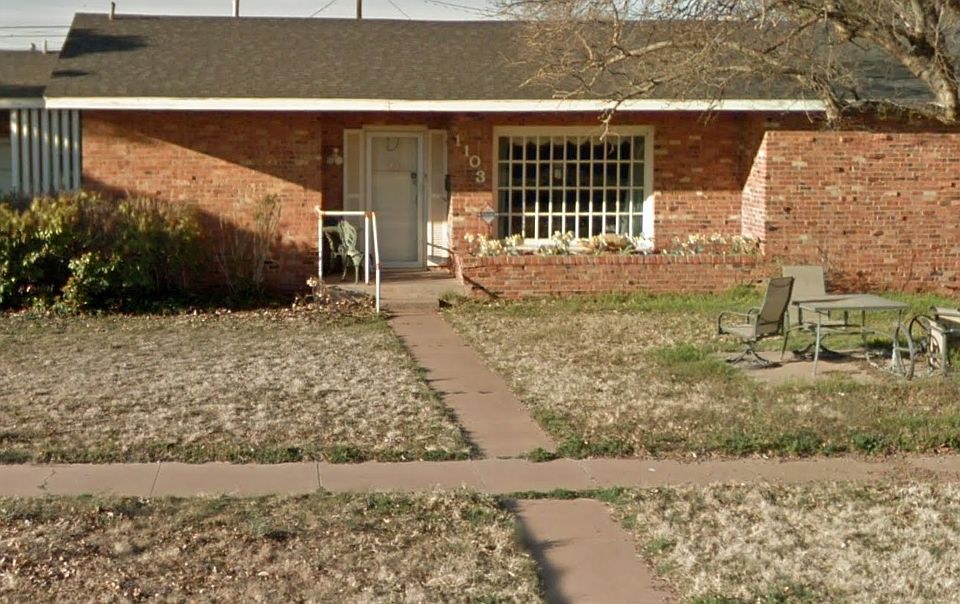 1st image of 1103 E Tate St