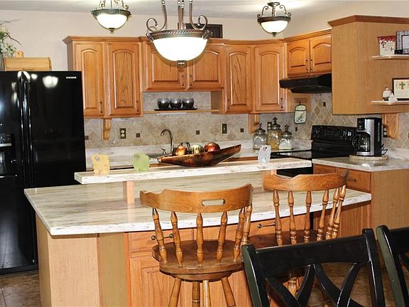 5th image of 1409 Steinburg Ln