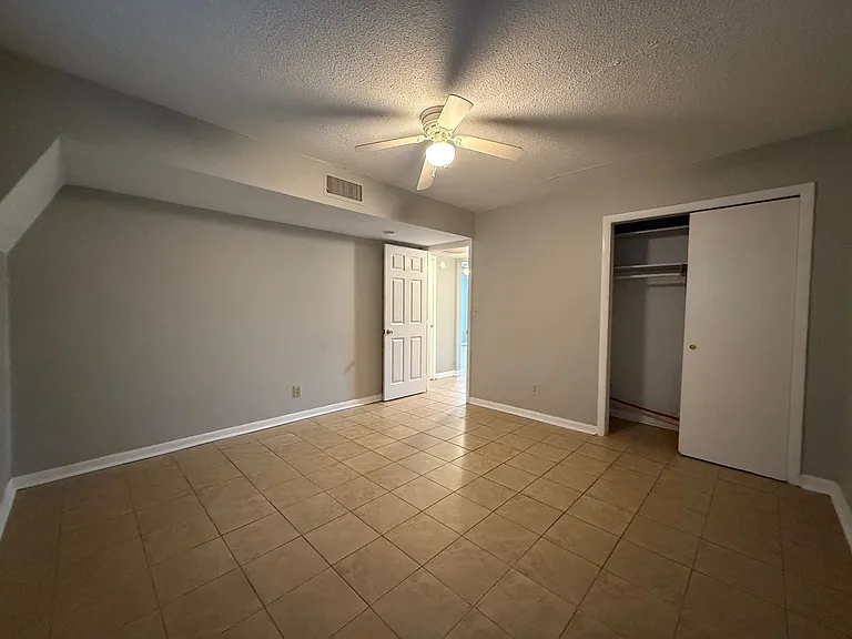 206 Pinecrest Dr — Photo 7