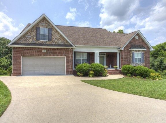 2nd image of 12935 Laurel Brooke Ln