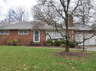 130 Duff Dr, Avon Lake, OH 44012