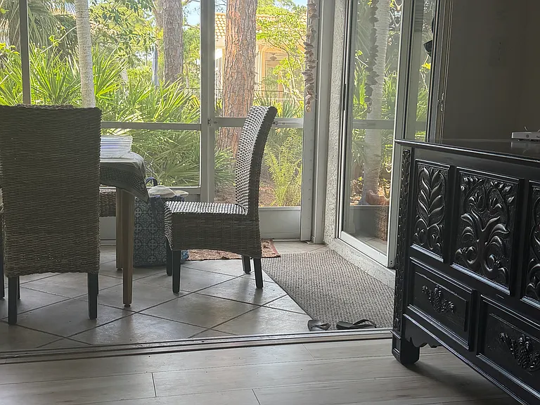 Emerald Bay Cir — Photo 15
