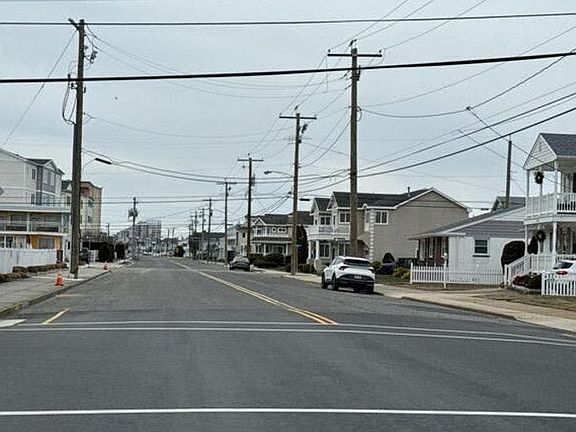 5th image of 7203 Atlantic Ave