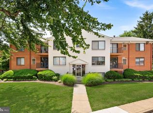 Country Club Green Condo, Leesburg, VA 20175