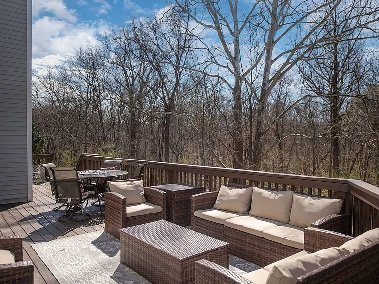 1312 Yellow Tavern Ct — Photo 8