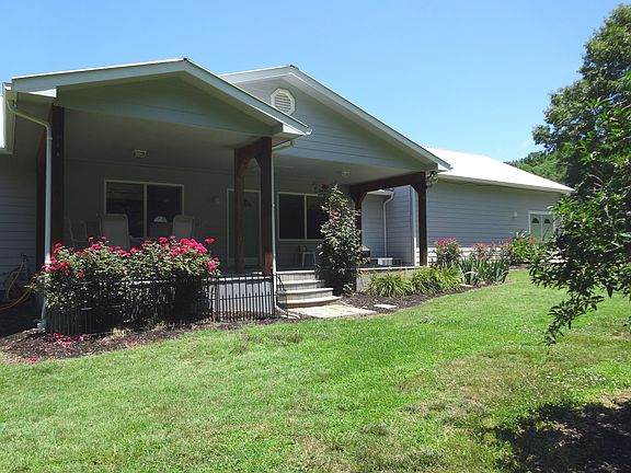 Rear Deck with roses