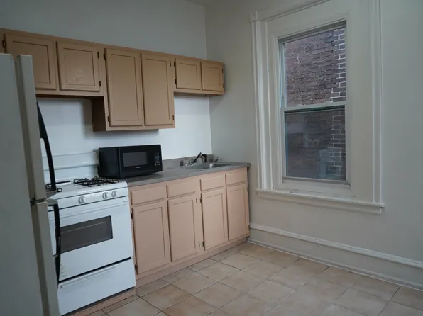 322 Ophelia St, Pittsburgh, PA