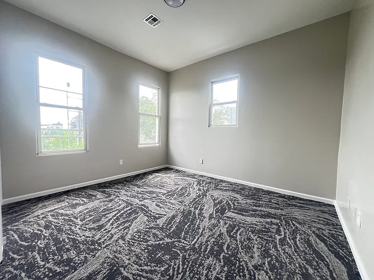 151 Congress St #2 — Photo 16