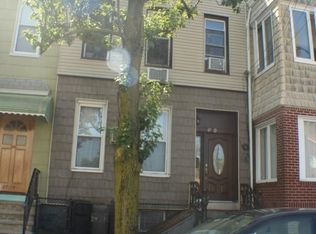 6712 70th Ave, Ridgewood, NY 11385