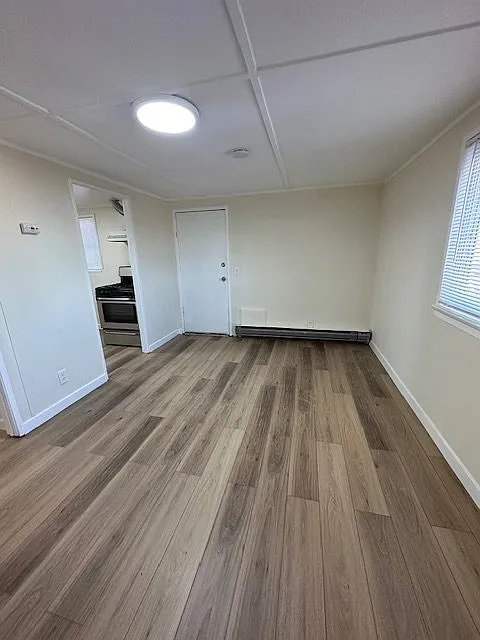 1 bed, $1,325 — Photo 4