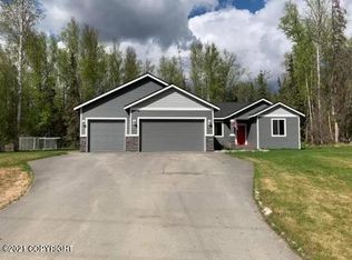 3501 W Smalley Cir, Wasilla, AK 99623