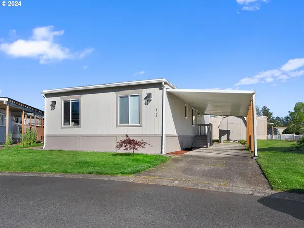 13900 SE Highway 212 Unit 107, Clackamas, OR 97015