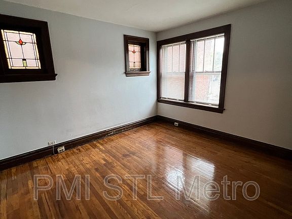 2nd image of 8205-8207 S Broadway