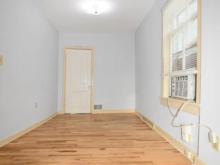 457 Talma St #2 — Photo 18