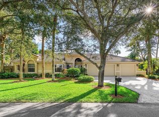 2855 Hampton Circle E, Delray Beach, FL 33445