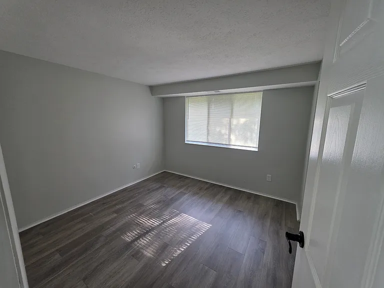 2467 Brookledge Rd #34B — Photo 9