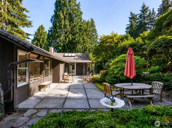 900 NW 134th Street, Seattle, WA 98177