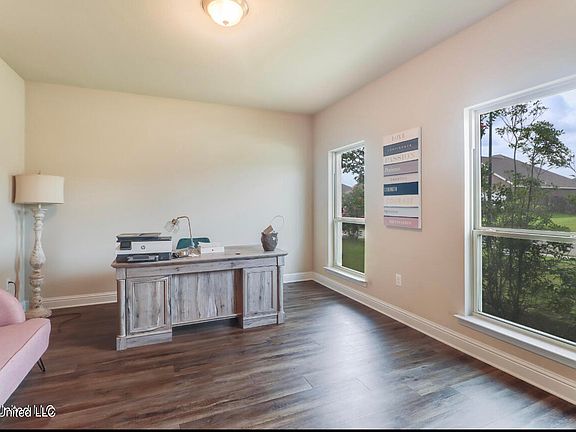 5th image of 10823 Chapelwood Dr