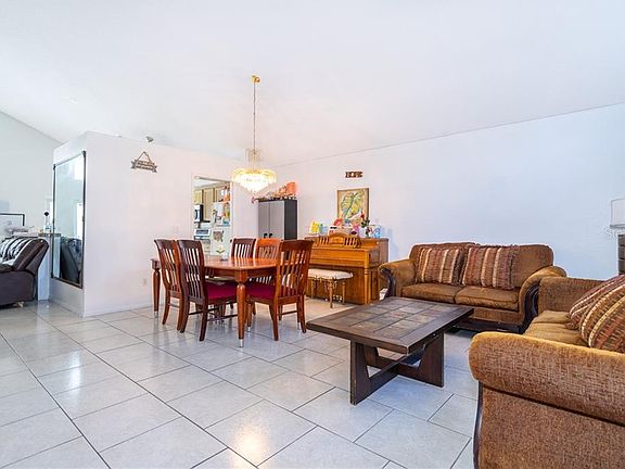 3rd image of 3102 Tall Grass Pl