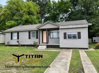 904 E Sevier St, Benton, AR 72015