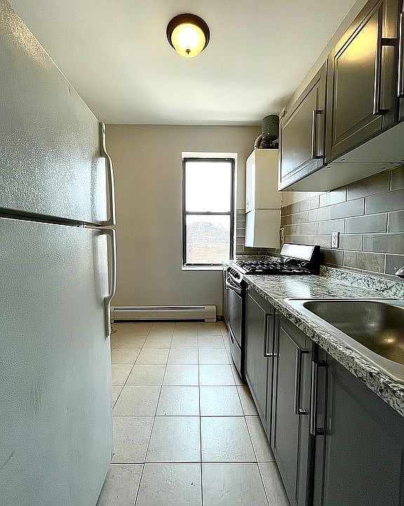 2nd image of 2700 John F Kennedy Blvd #3