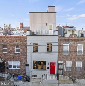 921 Mountain St, Philadelphia, PA, 19148