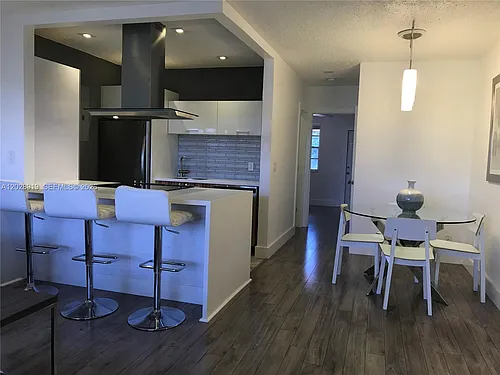 2915 Plunkett St #10D Photo 1