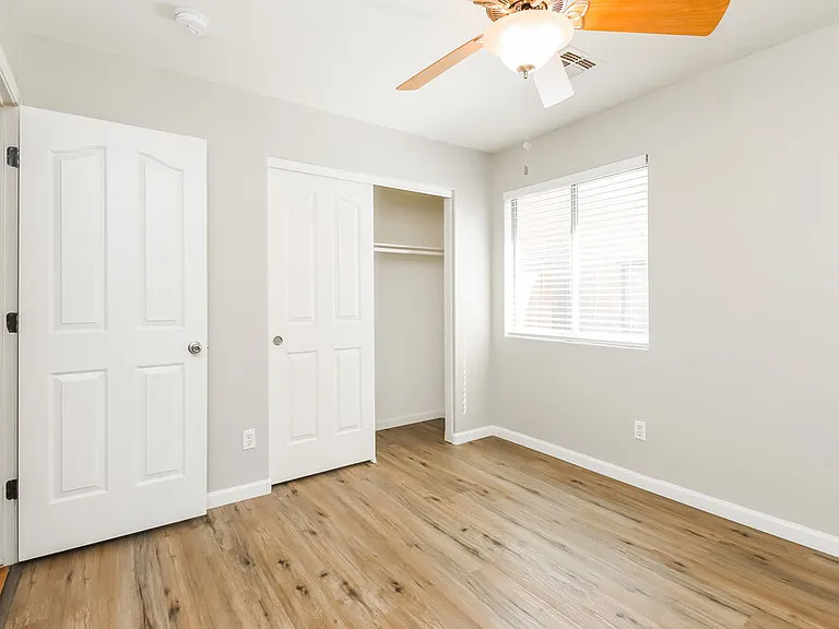 2942 W Kristina Ave — Photo 13