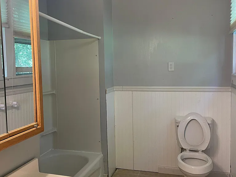 11 Hazel St #1 — Photo 8