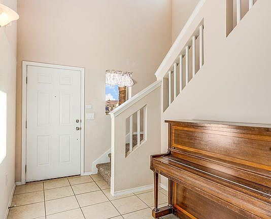 3rd image of 6241 Viale Del Sol Ave