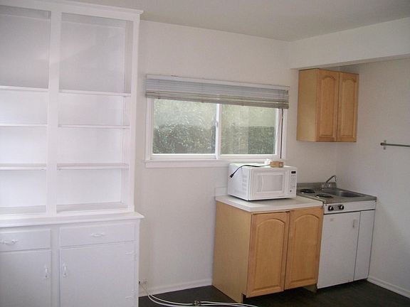 5th image of 1254 14th St APT A