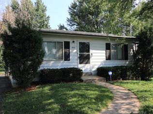 1915 Nemnich Rd, Saint Louis, MO 63136