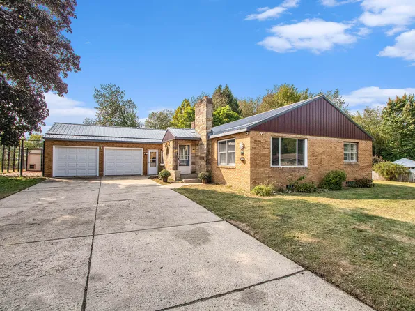 214 Randolph St, Bangor, MI 49013