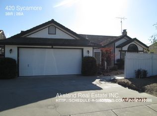 420 Sycamore Ave, Manteca, CA 95336