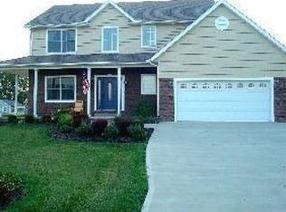 3595 Lakota Ln, Springfield, OH