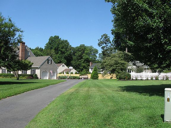 Drive toward Double Garage