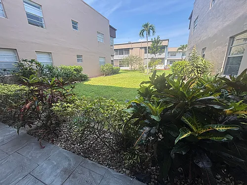 341 Piedmont F #341 Photo 1