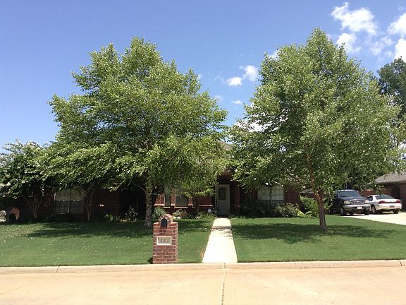 4th image of 447 Meadowridge Cir