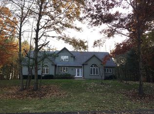 35 Shattuck Rd, Hadley, MA 01035