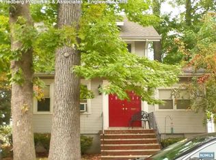 137 Maplewood Ave, Bogota, NJ 07603