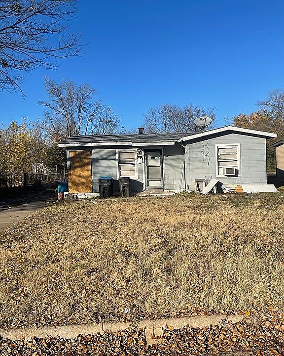 2nd image of 5621 Lester Granger St