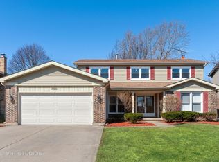 498 Longtree Dr, Wheeling, IL 60090