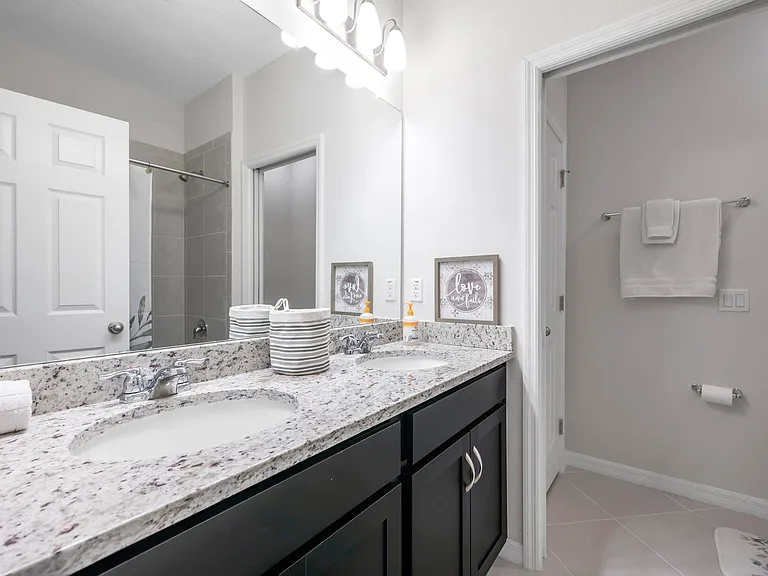 4966 Avalon Park Blvd — Photo 26