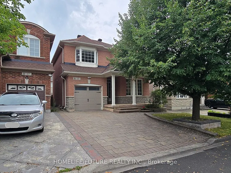 15 Ada Gdns — Photo 1