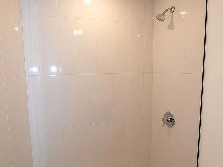 425 Dundas St #202 — Photo 12