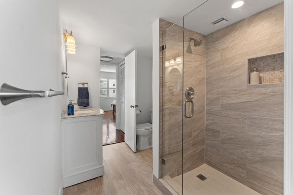 1630 N Ocean Blvd APT 1011, photo 8